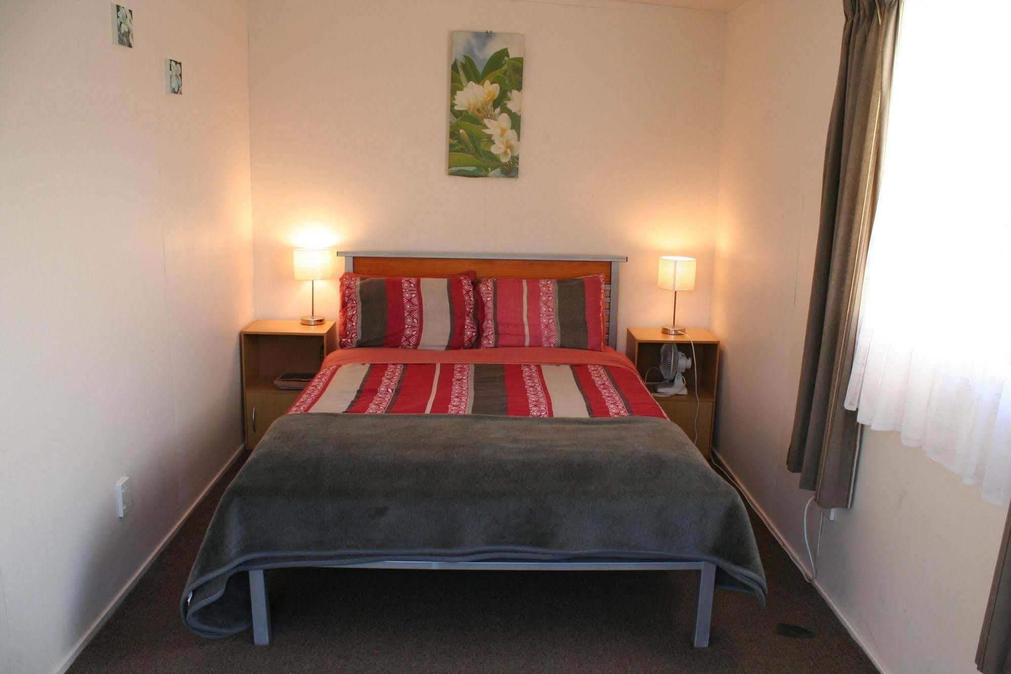 Turtlecove Accommodation Whitianga Exterior photo