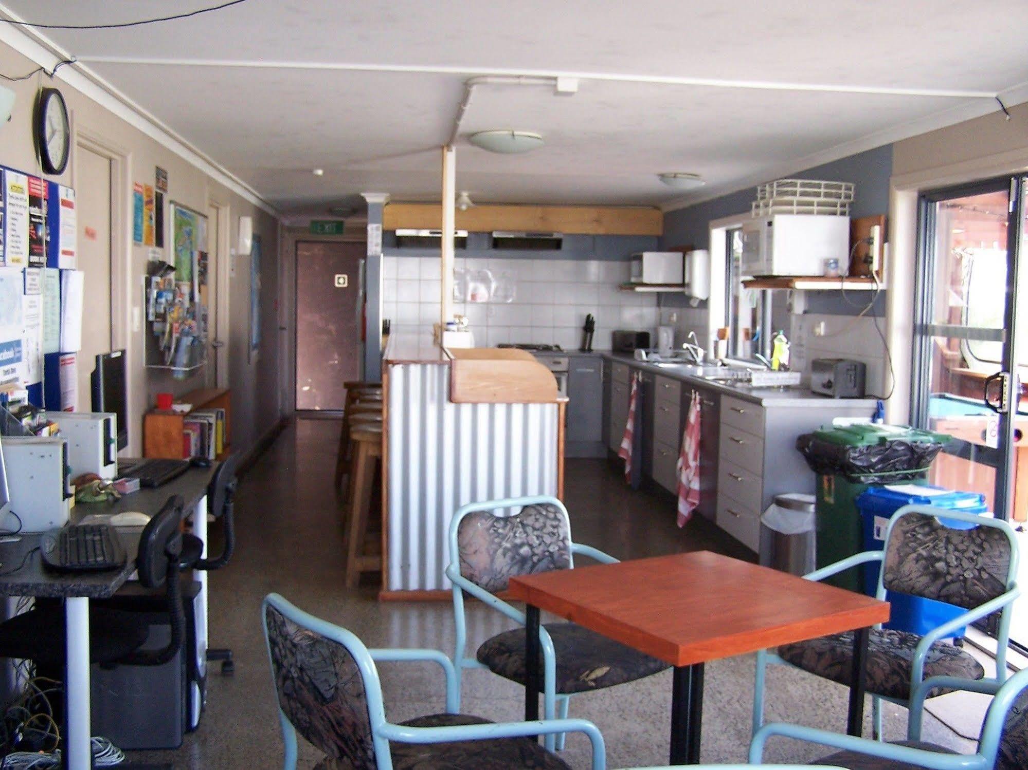 Turtlecove Accommodation Whitianga Exterior photo
